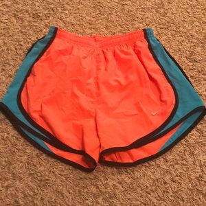 WOMENS NIKE SHORTS
